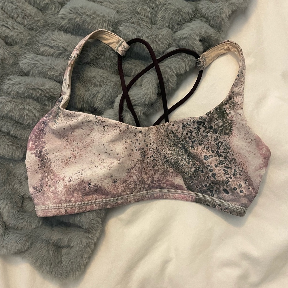 Lululemon Sports Bra size 6